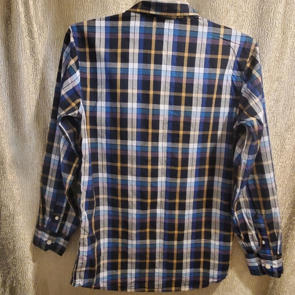 Four Shirt - Picture 8 of 16